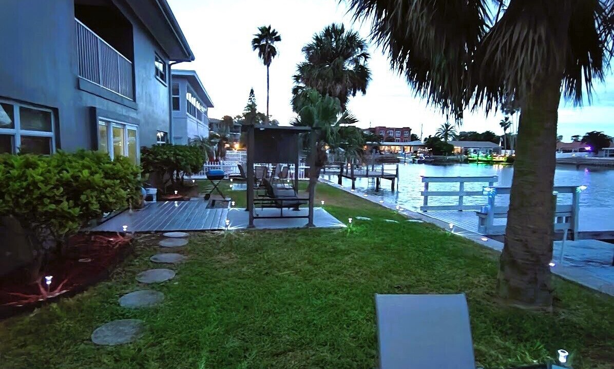 Photo of Patio Balcony in Capri Isle