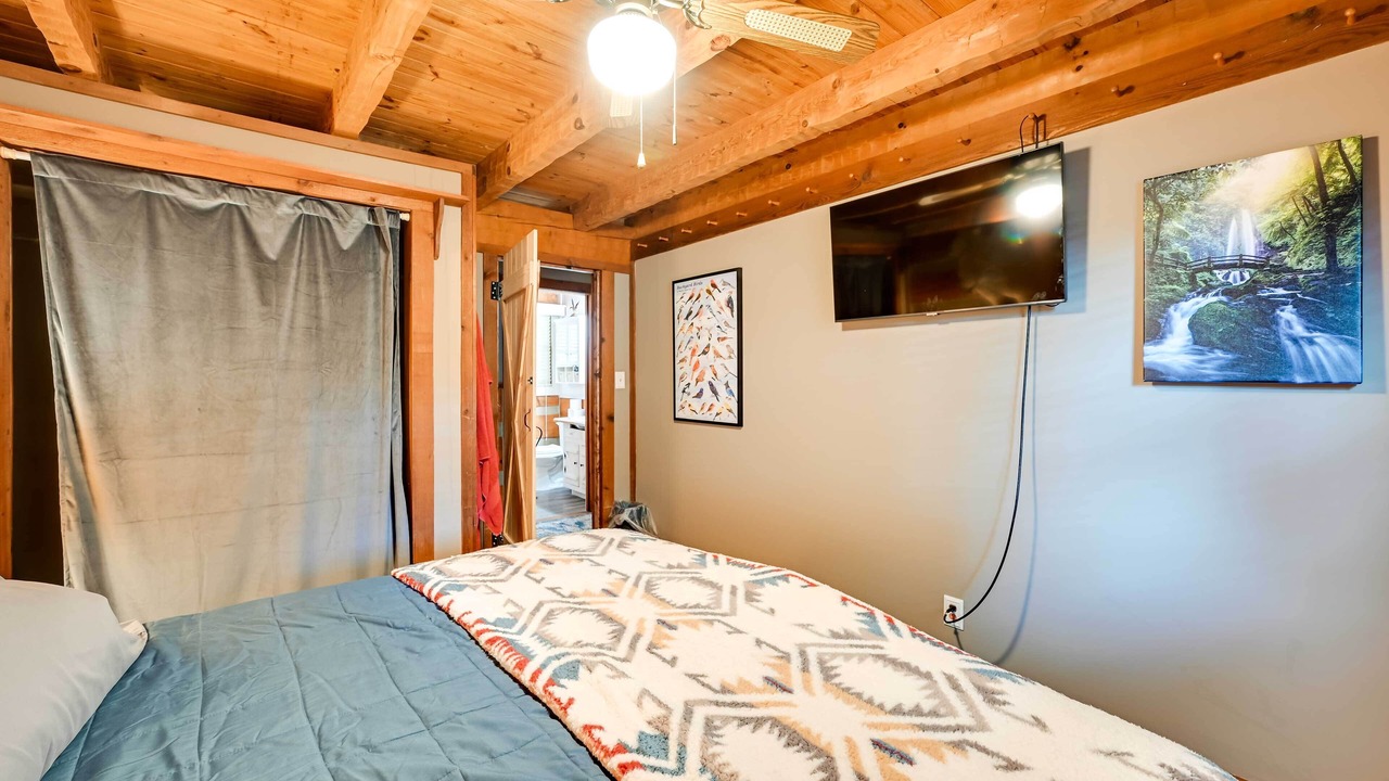 Photo of Bedroom in Mammoth Cave