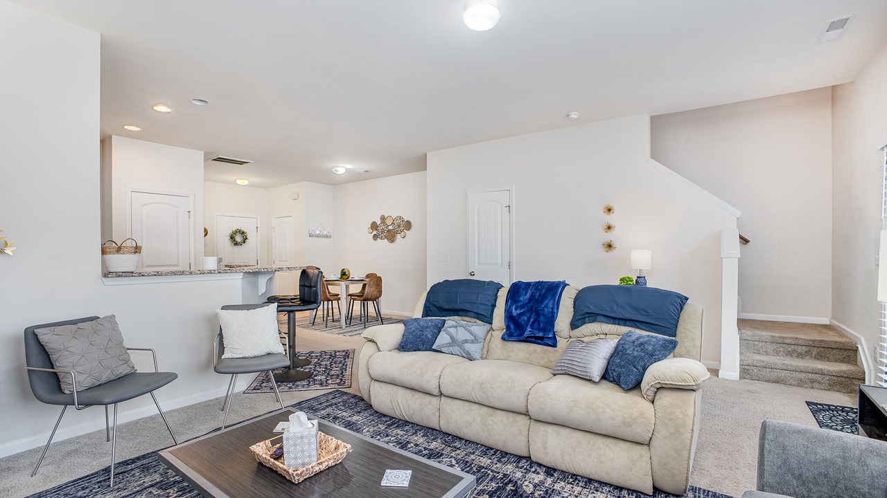 Photo of Livingroom in McCain