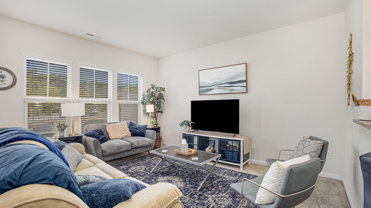 Photo of Livingroom in McCain