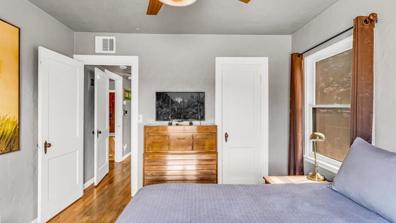 Photo of Bedroom in Feldman's