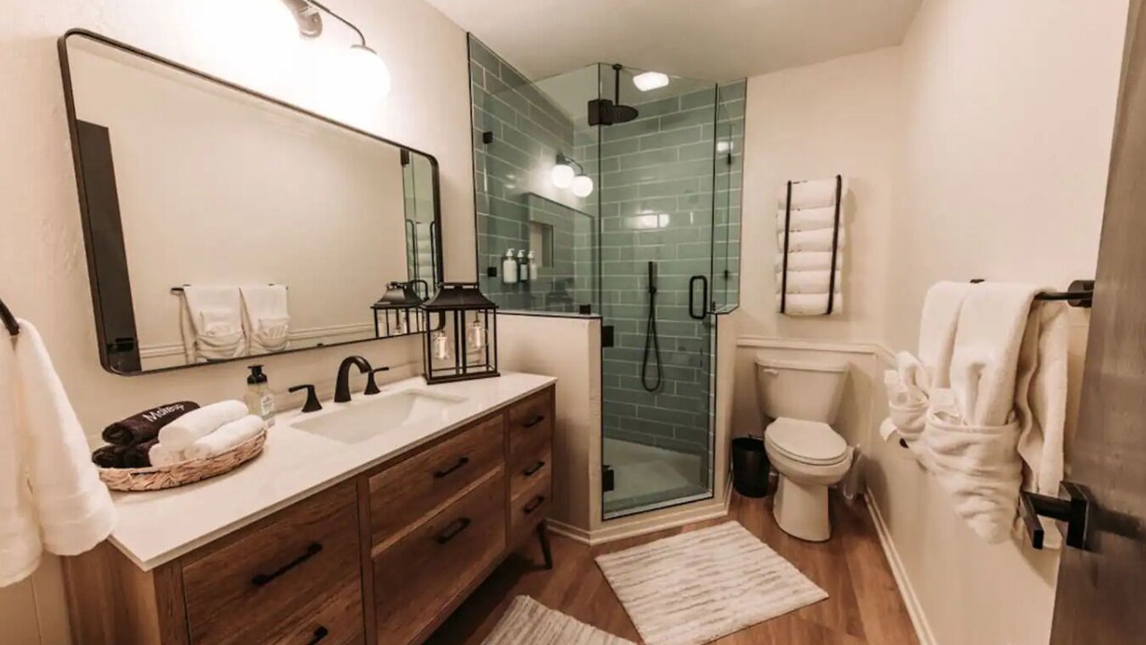Photo of Bathroom in Yantis