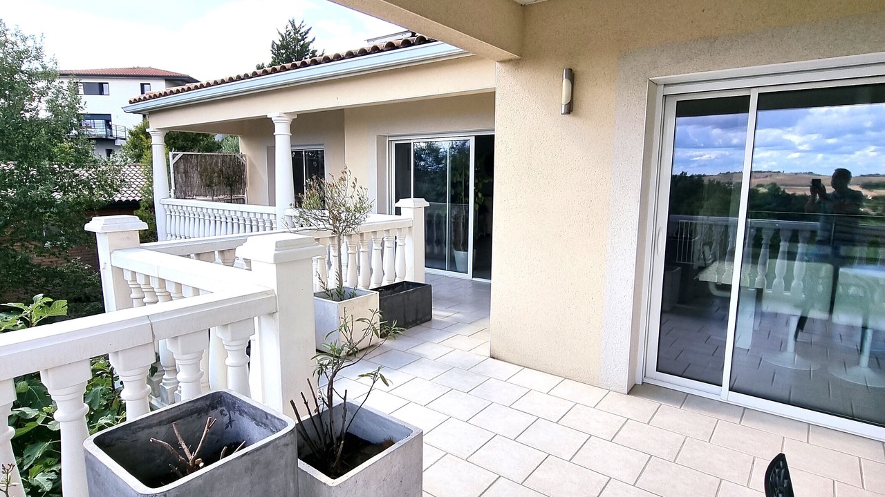 Photo of Patio Balcony in Ayguesvives