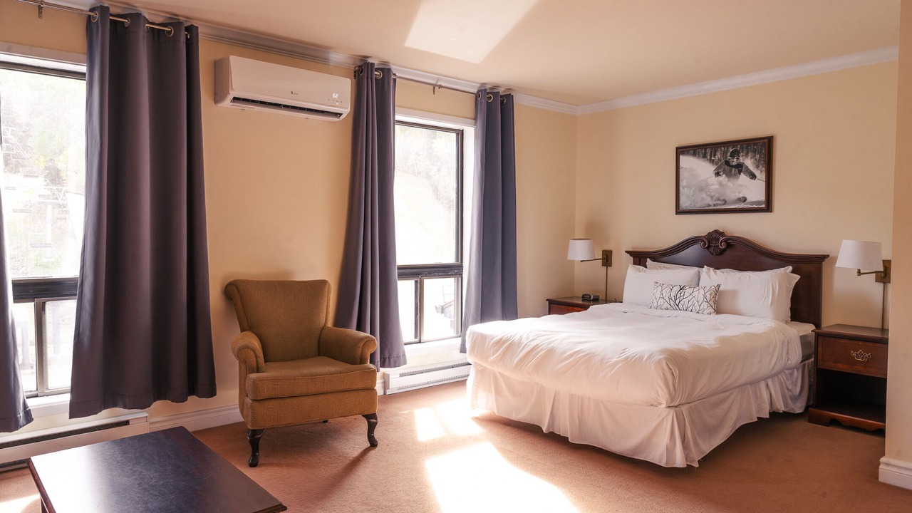 Photo of Bedroom in Saint-Faustin-Lac-Carre