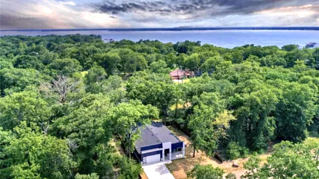 Photo of Outdoor in Carolyn Estates