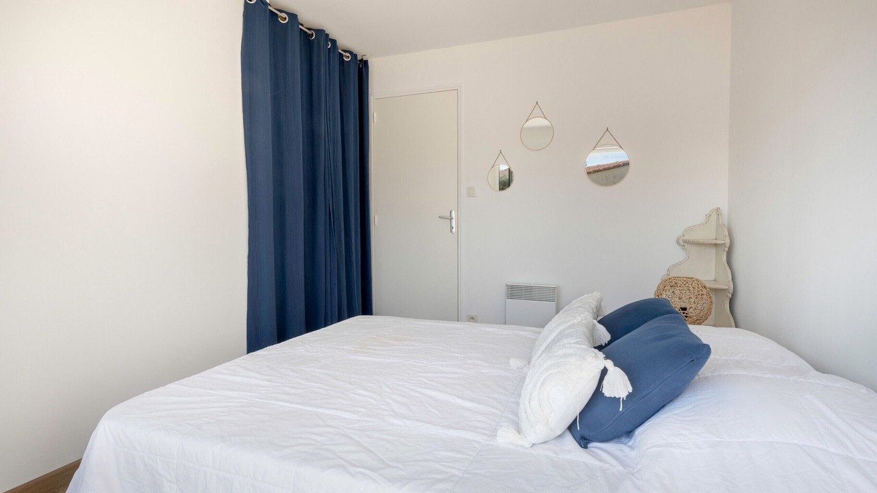 Photo of Bedroom in Prefailles
