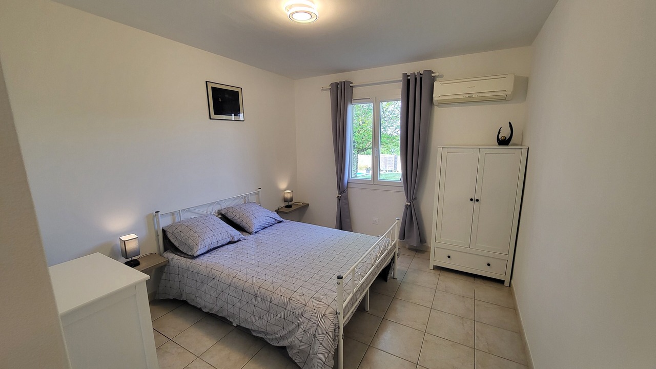 Photo of Bedroom in Rives