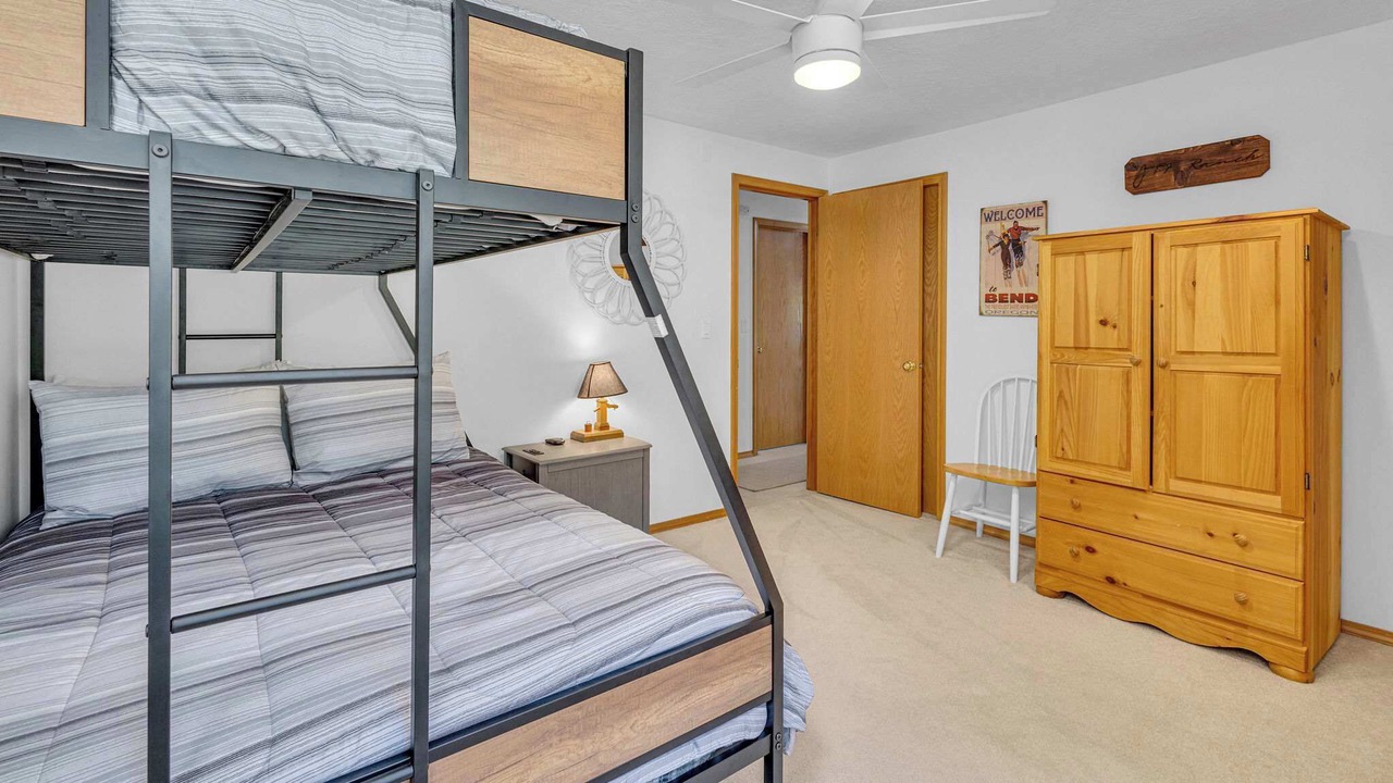 Photo of Bedroom in Sunriver