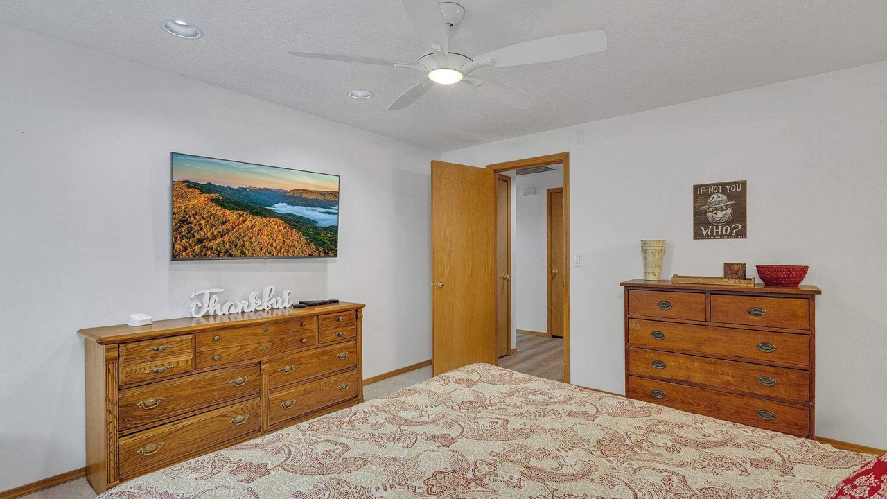 Photo of Bedroom in Sunriver