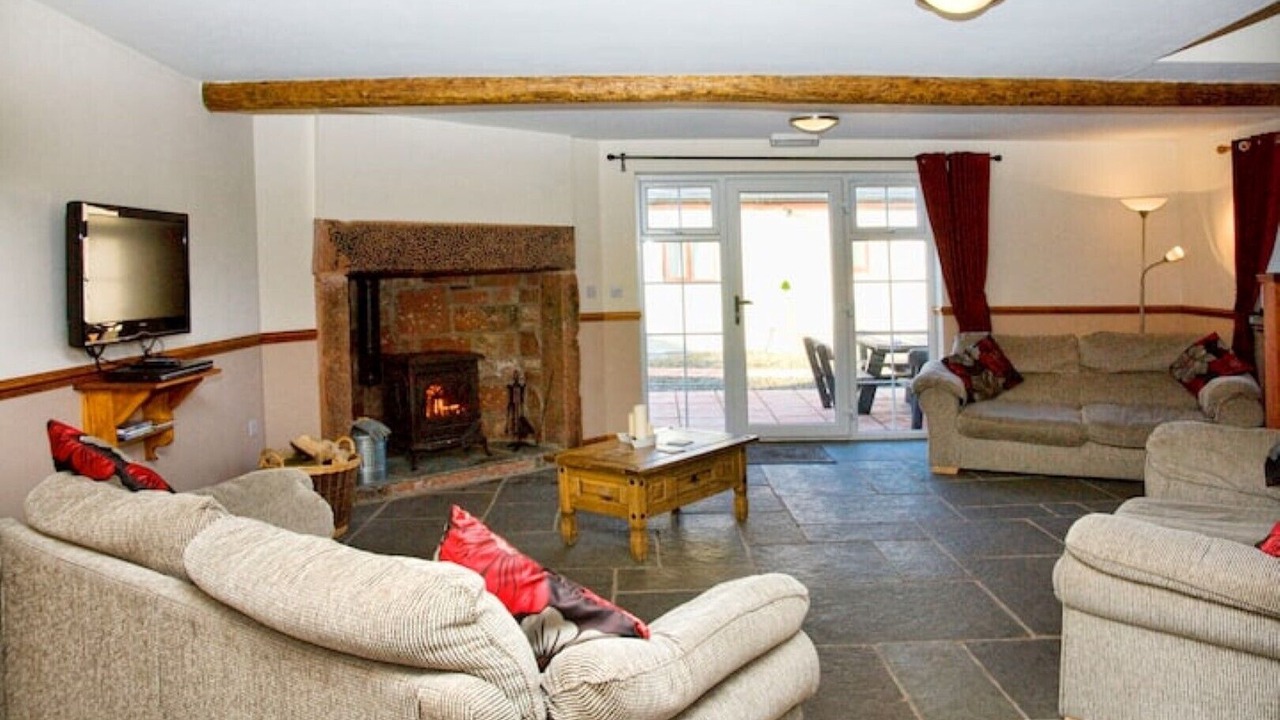 Photo of Livingroom in Calder Bridge