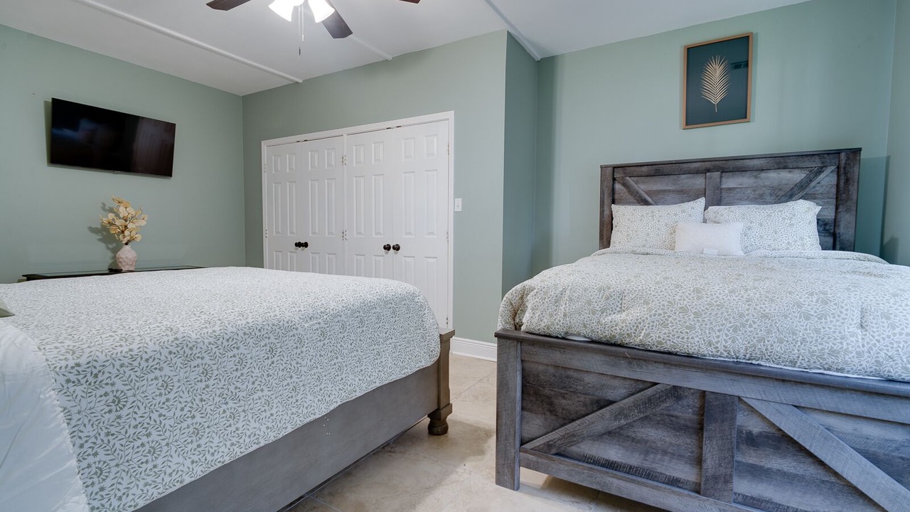 Photo of Bedroom in Park Forest - LA North