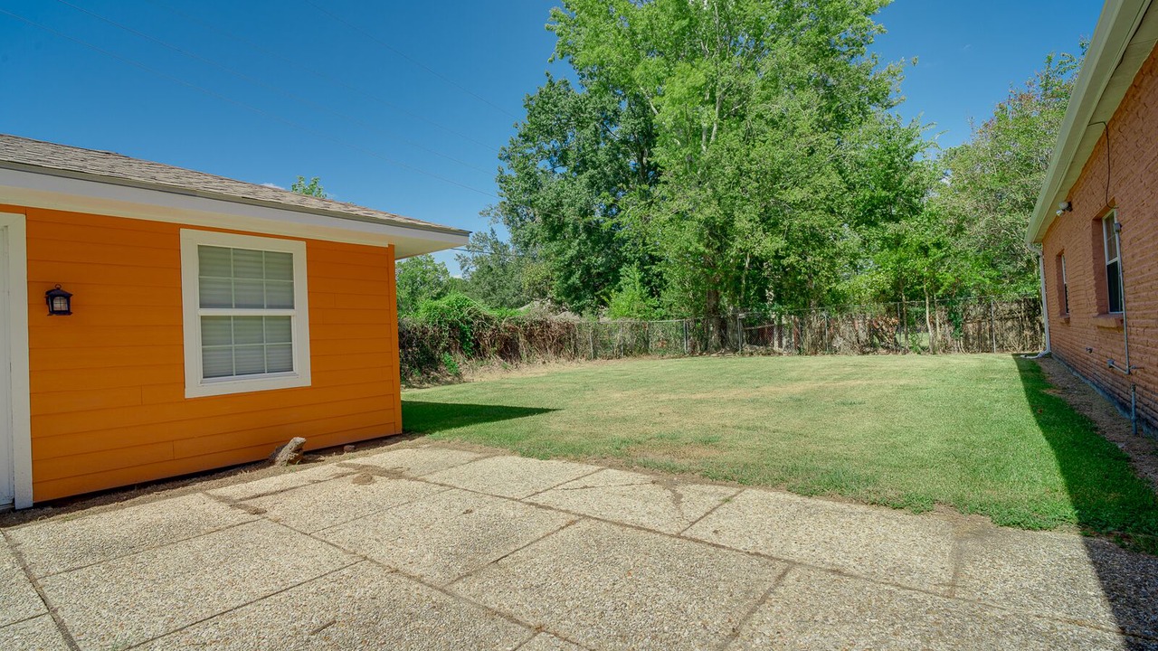 Photo of Outdoor in Park Forest - LA North