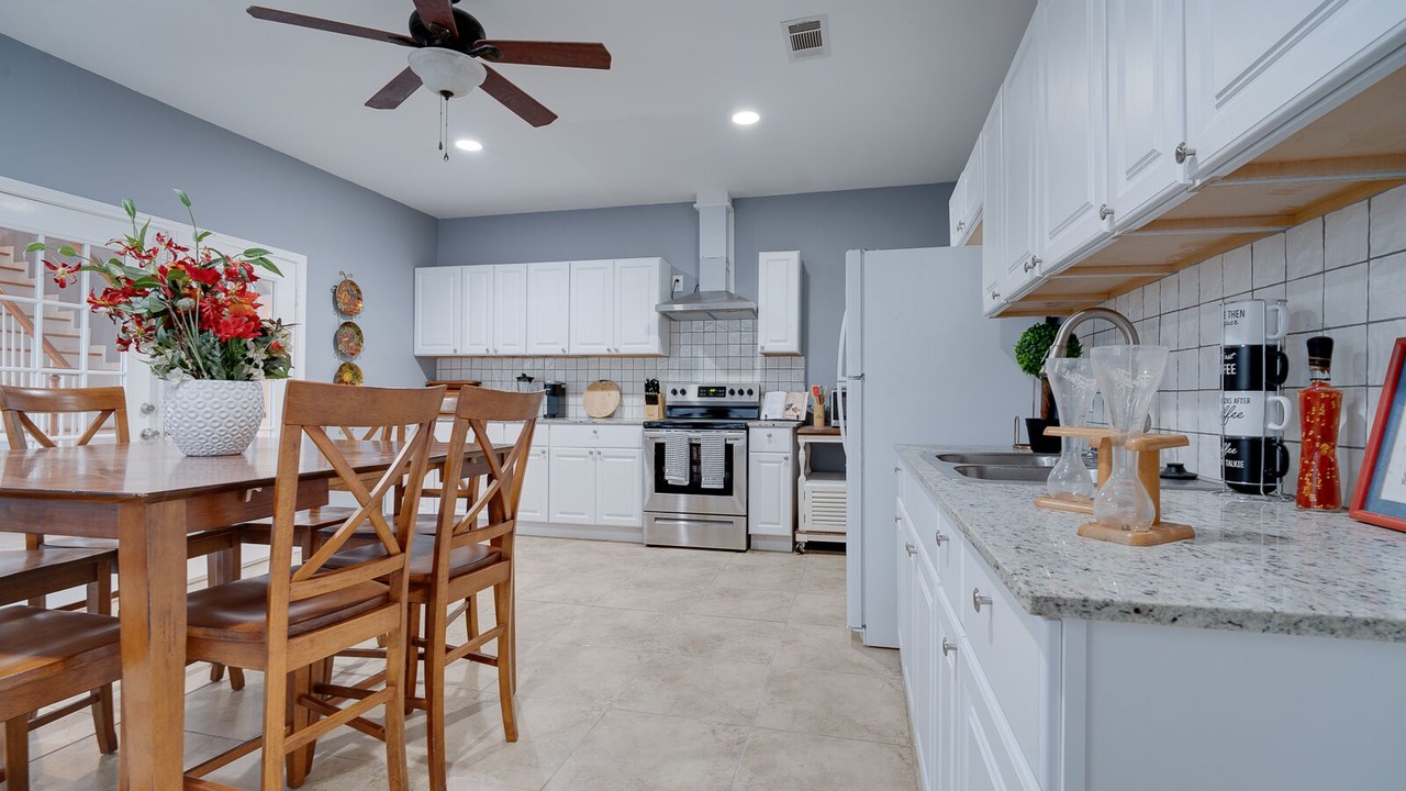 Photo of Kitchen in Park Forest - LA North