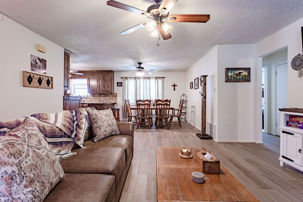 Photo of Livingroom in Woodway