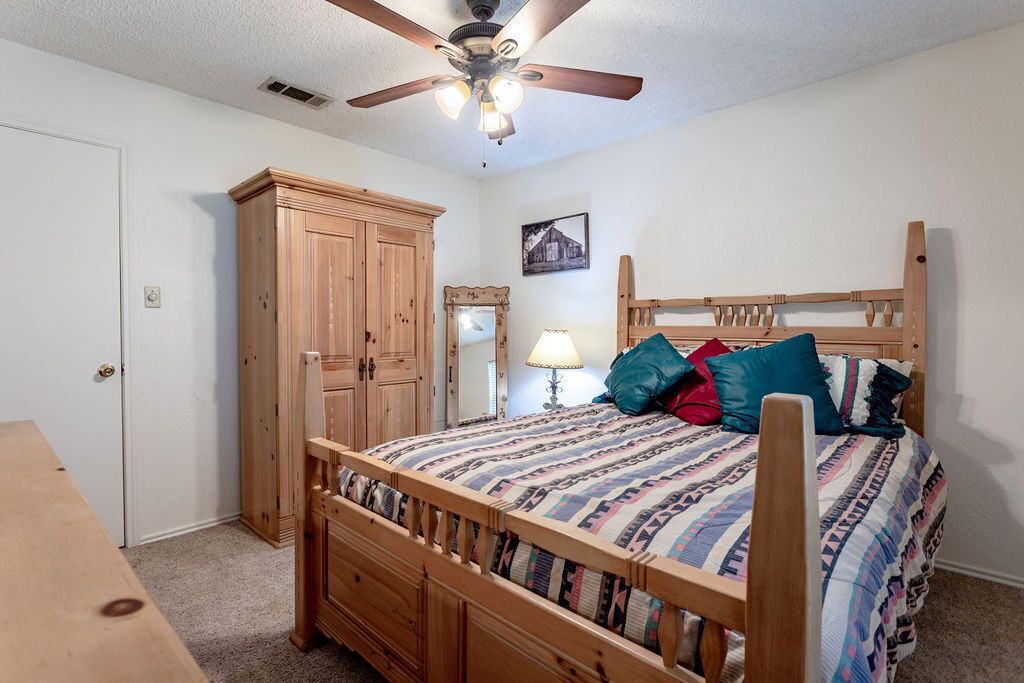 Photo of Bedroom in Woodway