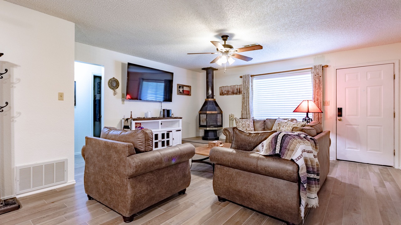 Photo of Livingroom in Woodway
