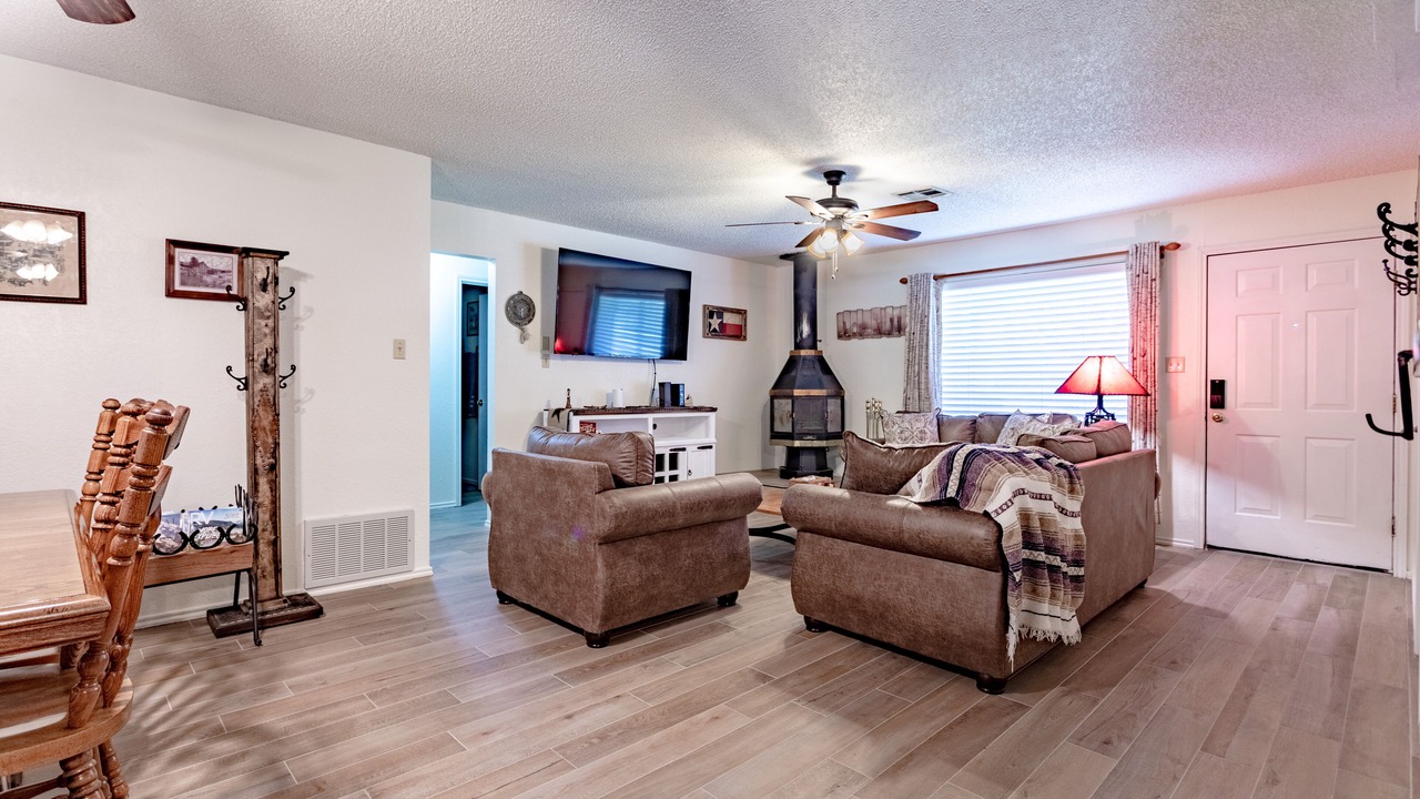 Photo of Livingroom in Woodway