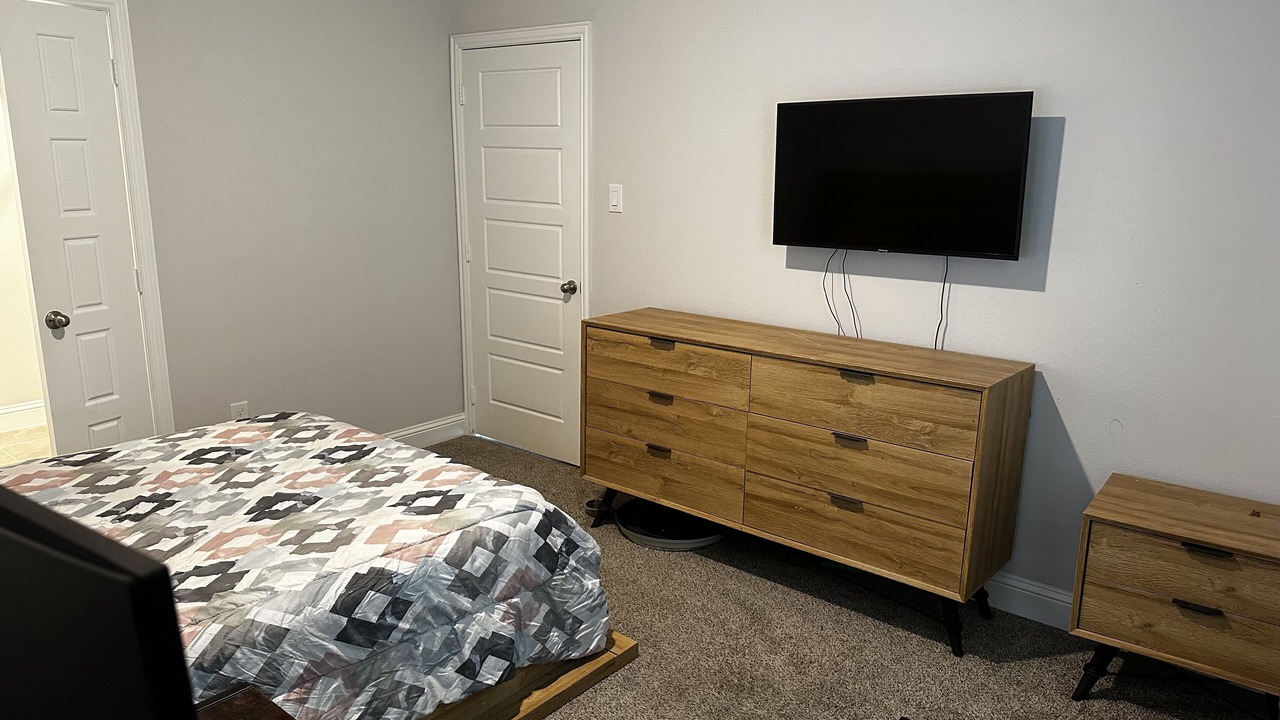 Photo of Bedroom in The Colony