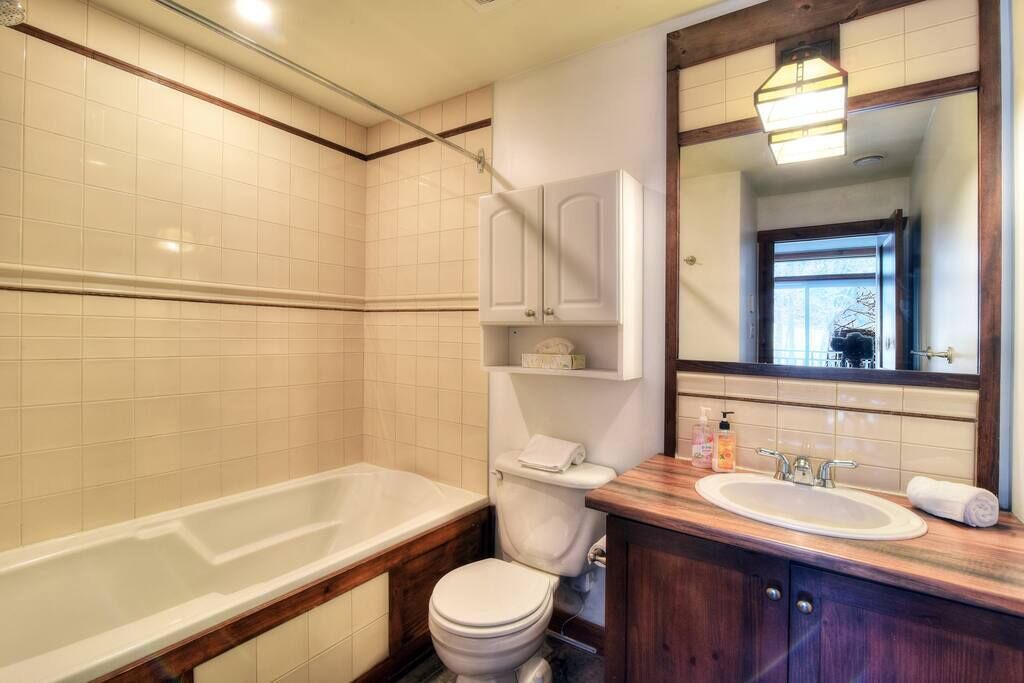 Photo of Bathroom in Tremblant-Les-Eaux