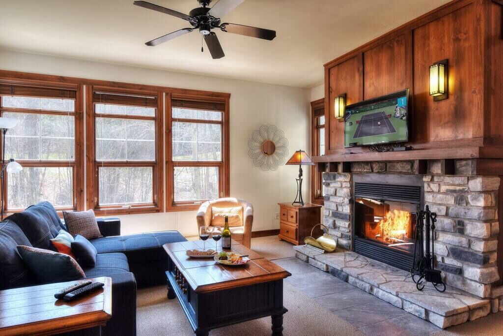 Photo of Livingroom in Tremblant-Les-Eaux