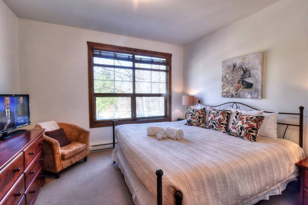 Photo of Bedroom in Tremblant-Les-Eaux