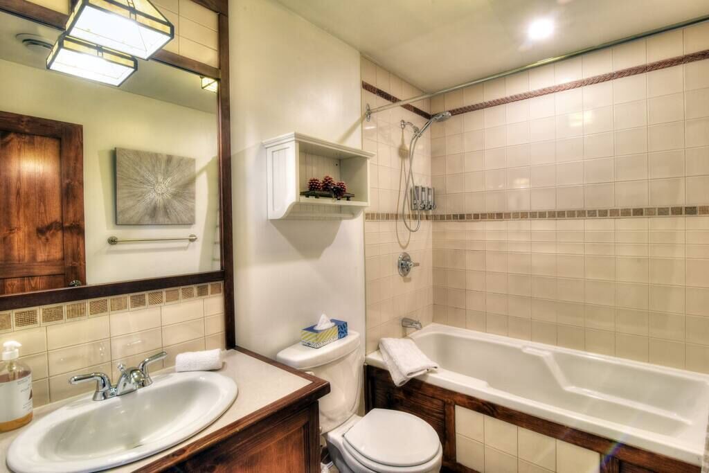 Photo of Bathroom in Tremblant-Les-Eaux