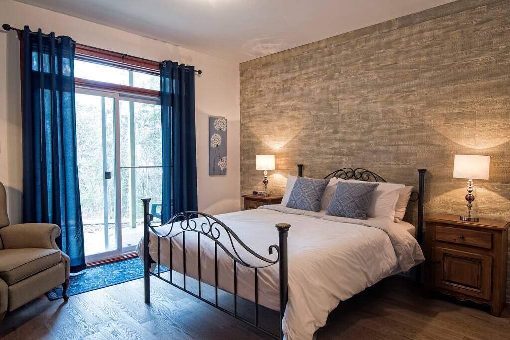 Photo of Bedroom in Tremblant-Les-Eaux