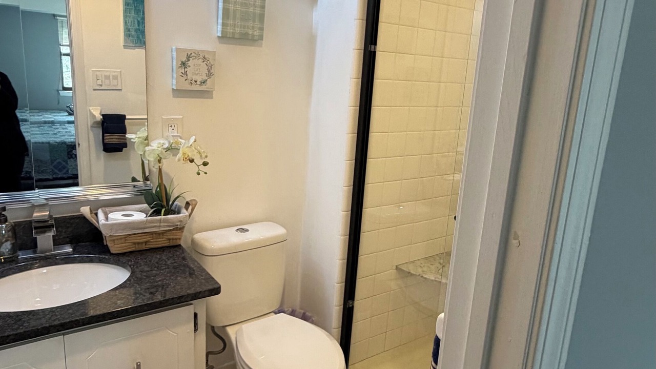 Photo of Bathroom in Elkins Park