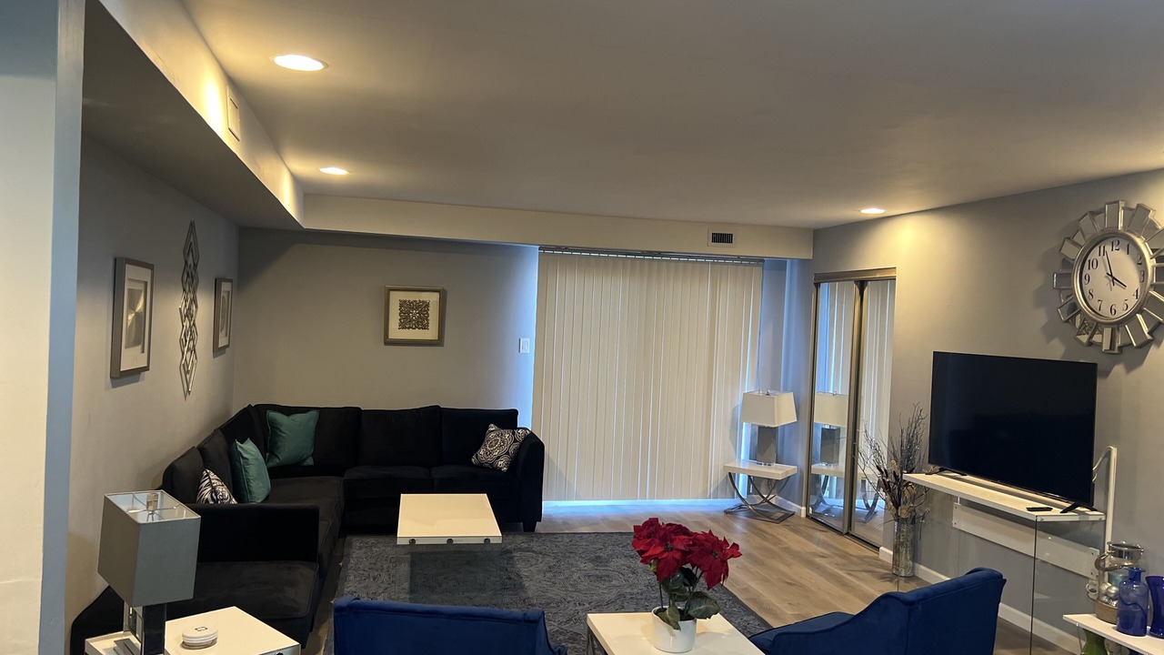 Photo of Livingroom in Elkins Park