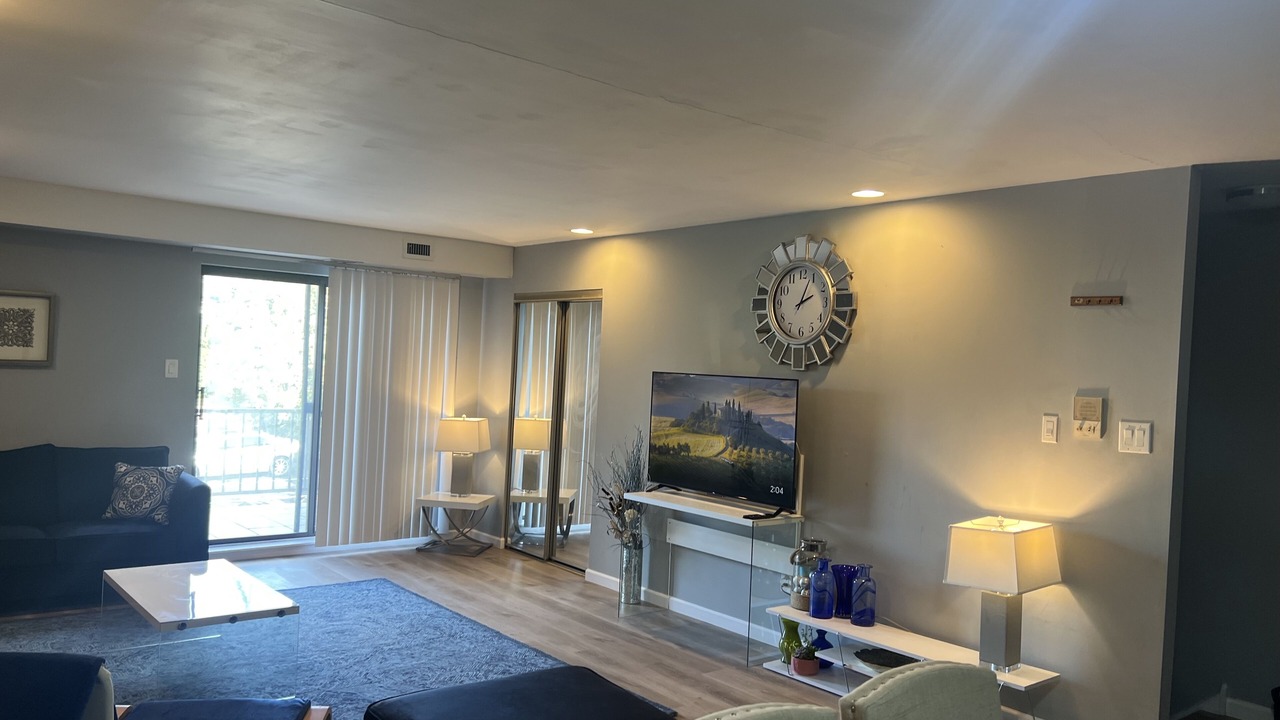 Photo of Livingroom in Elkins Park