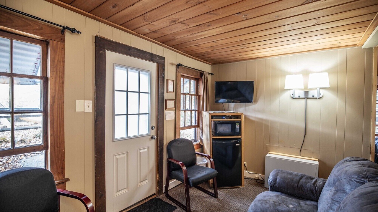 Photo of Others in Lincoln