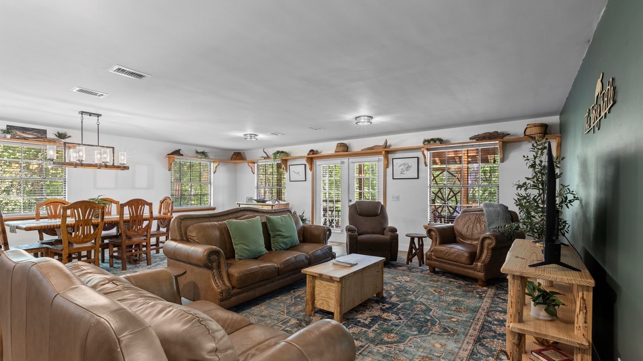 Photo of Livingroom in Fort White