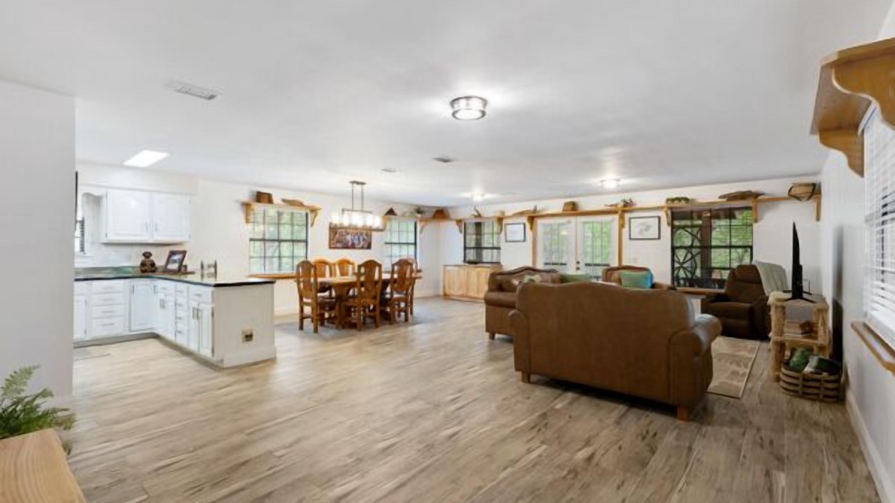 Photo of Livingroom in Fort White