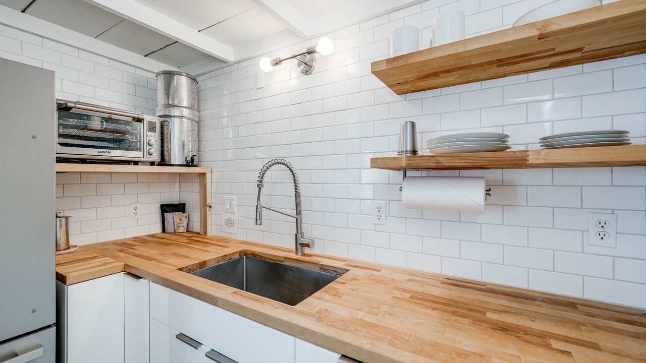 Photo of Kitchen in West Campus