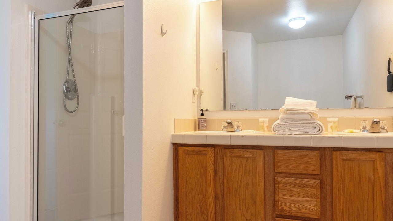 Photo of Bathroom in Paine Field-Lake Stickney