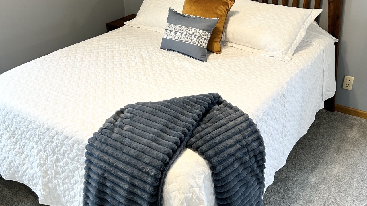 Photo of Bedroom in Excelsior