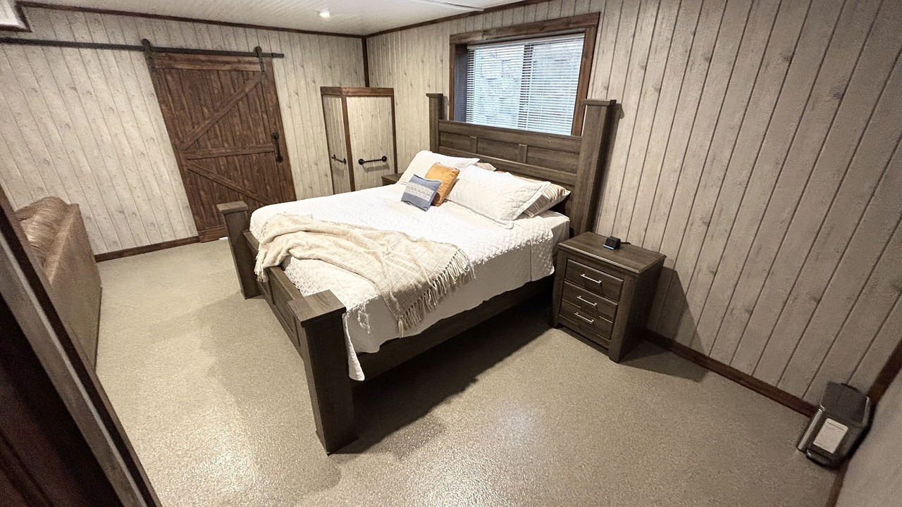 Photo of Bedroom in Excelsior