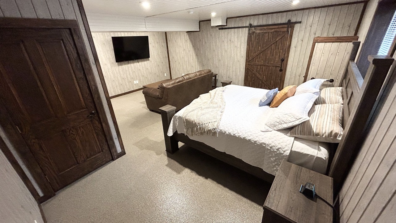 Photo of Bedroom in Excelsior
