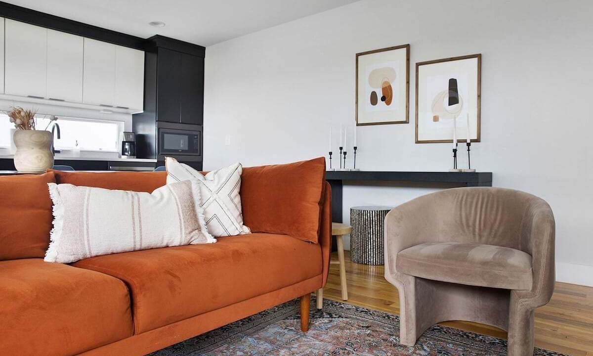 Photo of Livingroom in Talbot's Corner