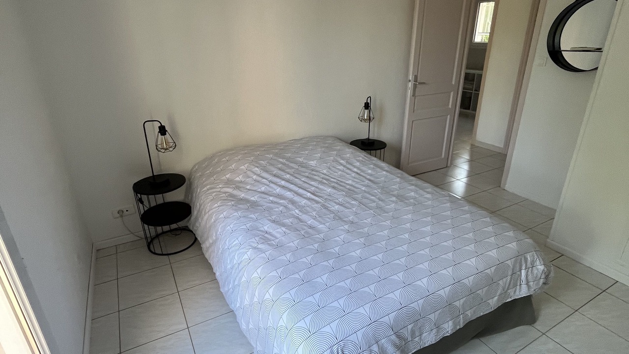 Photo of Bedroom in Bouc-Bel-Air
