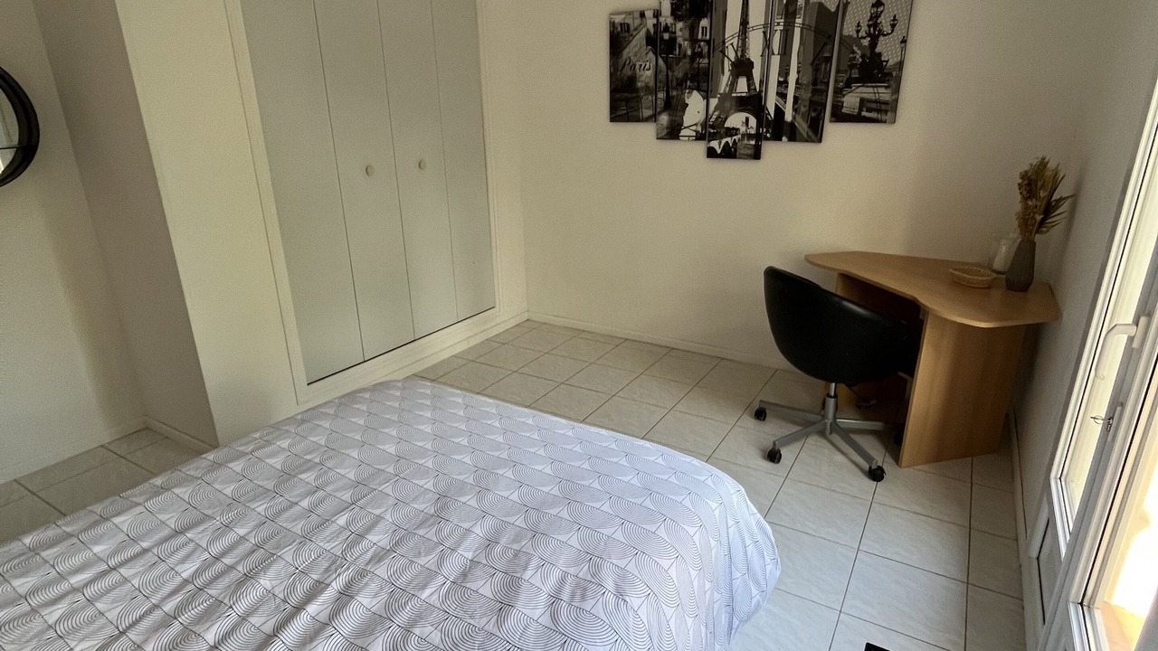 Photo of Bedroom in Bouc-Bel-Air