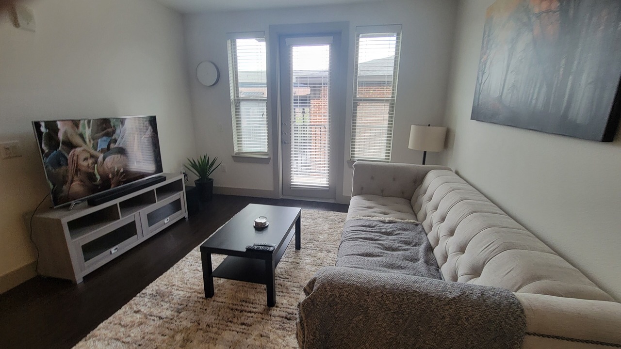Photo of Livingroom in Farmers Branch