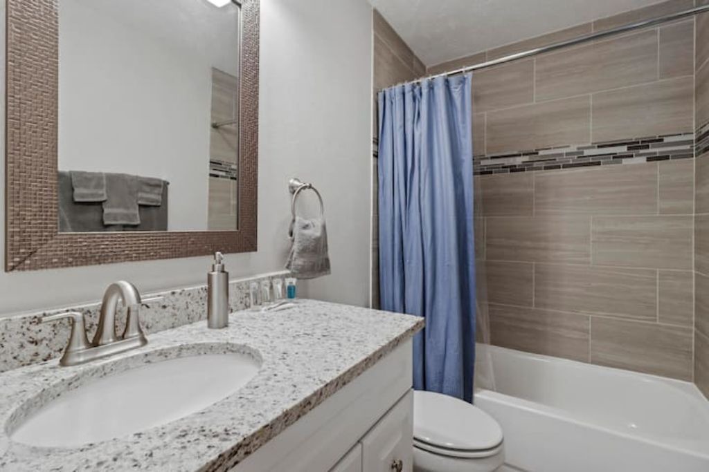 Photo of Bathroom in Northeast Carrollton