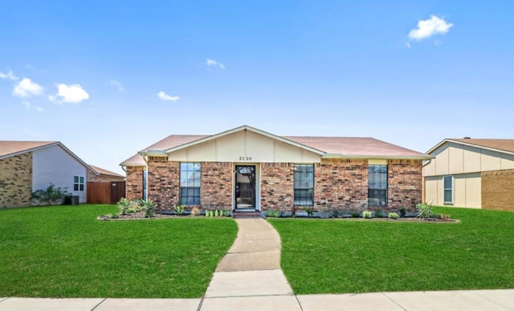 Photo of Outdoor in Northeast Carrollton