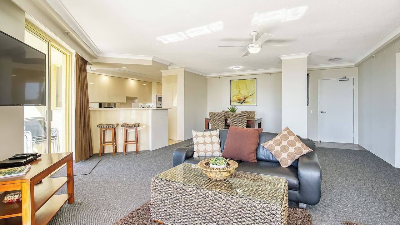 Photo of Livingroom in Main Beach