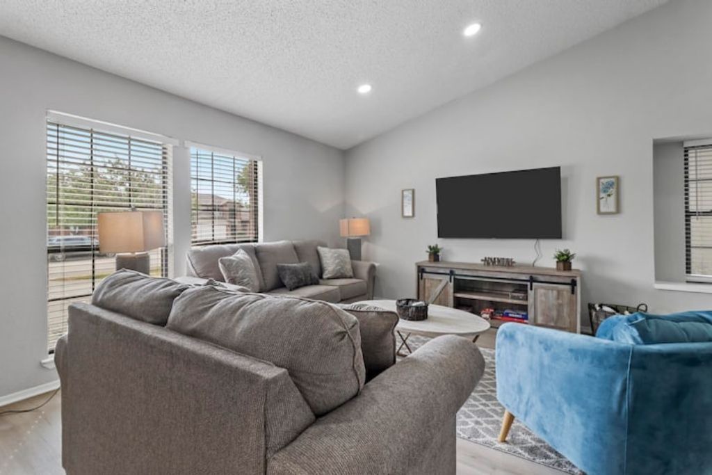 Photo of Livingroom in Denton
