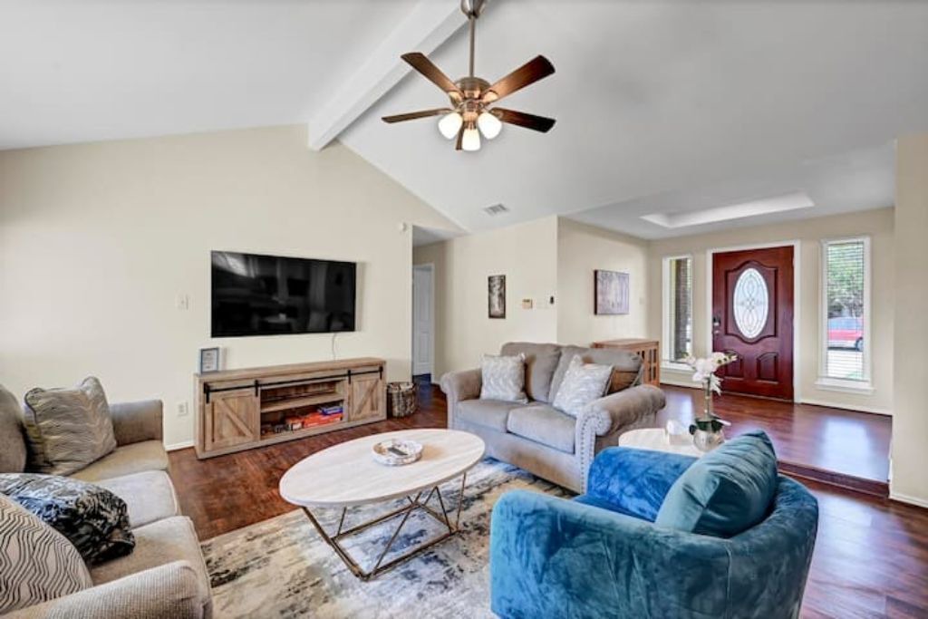 Photo of Livingroom in Mesquite