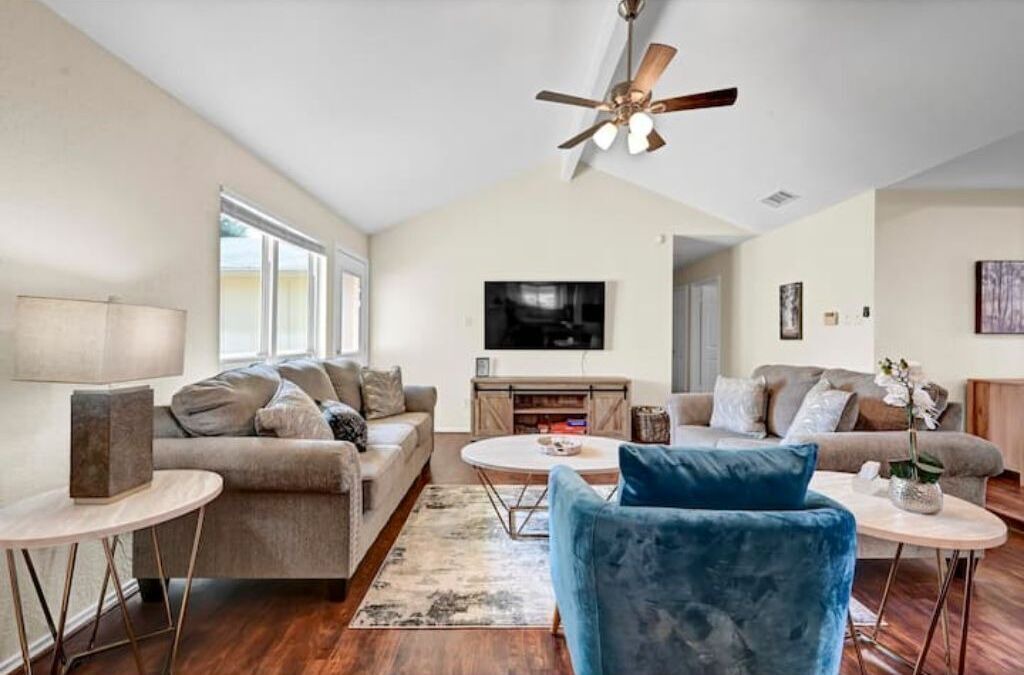 Photo of Livingroom in Mesquite