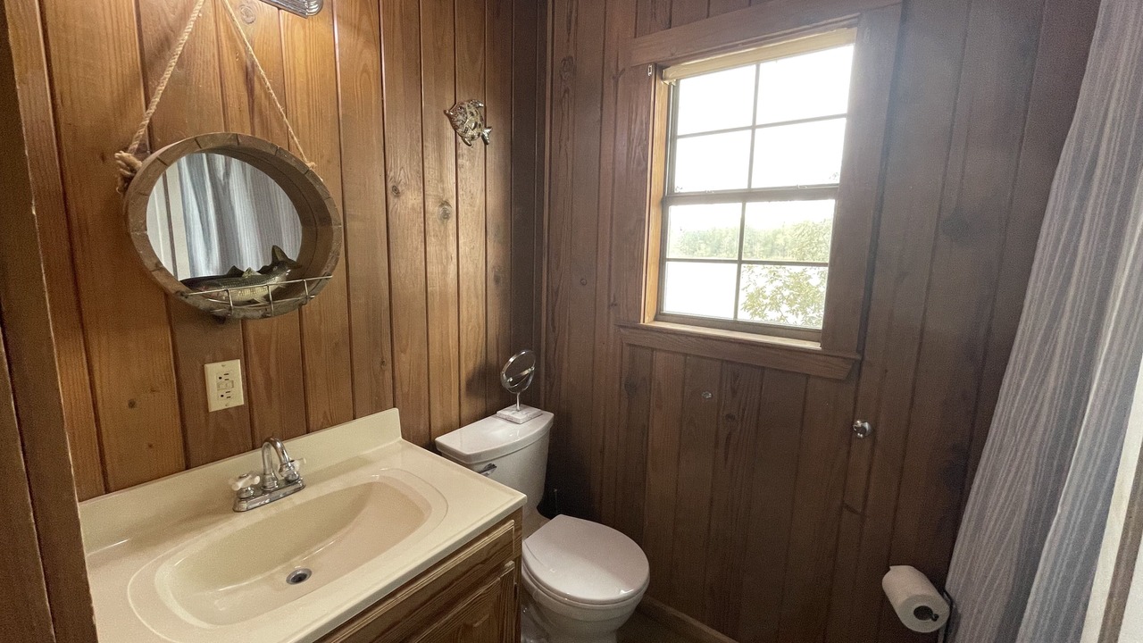 Photo of Bathroom in Oak Vale