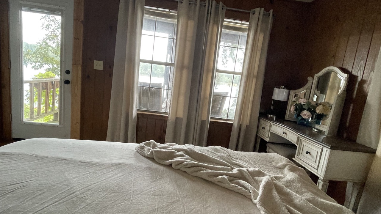 Photo of Bedroom in Oak Vale